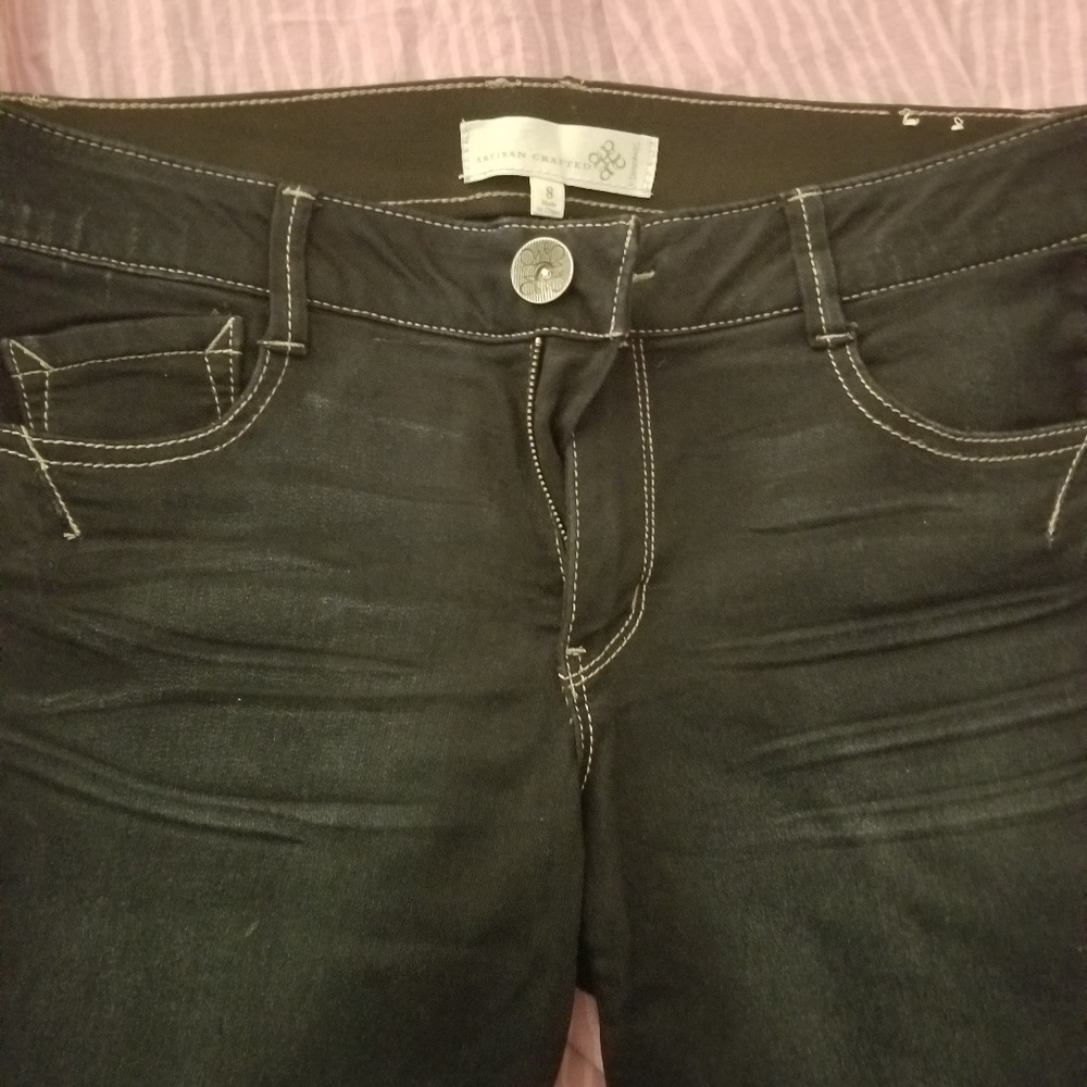 (SOLD) Distressed Dark wash skinny jeans (SOLD)